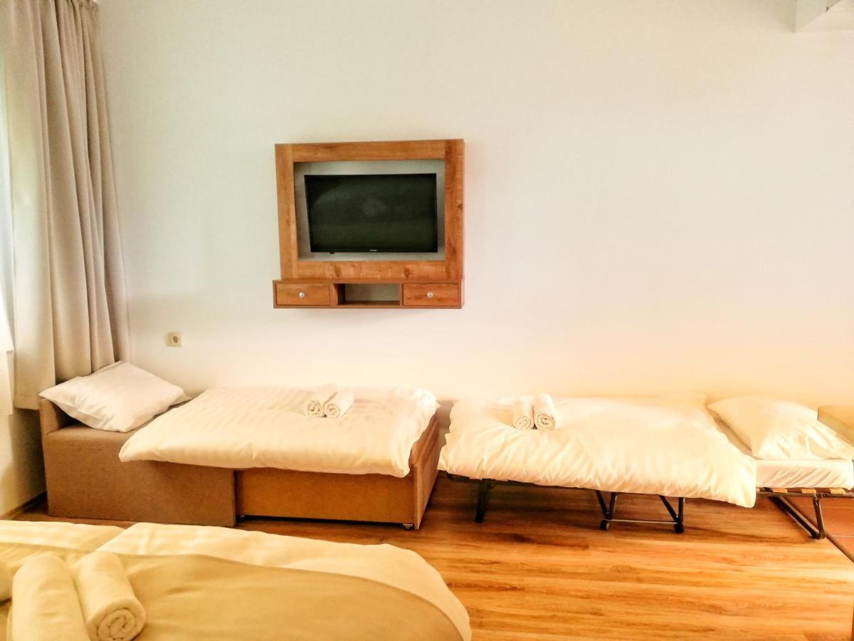 Boro Apartman Tiszafured Luaran gambar