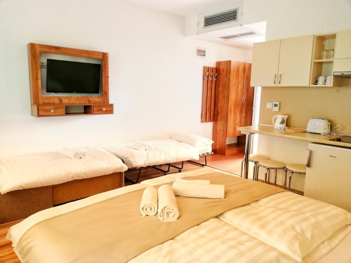Boro Apartman Tiszafured Luaran gambar