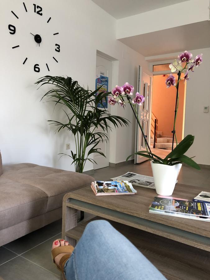 Boro Apartman Tiszafured Luaran gambar